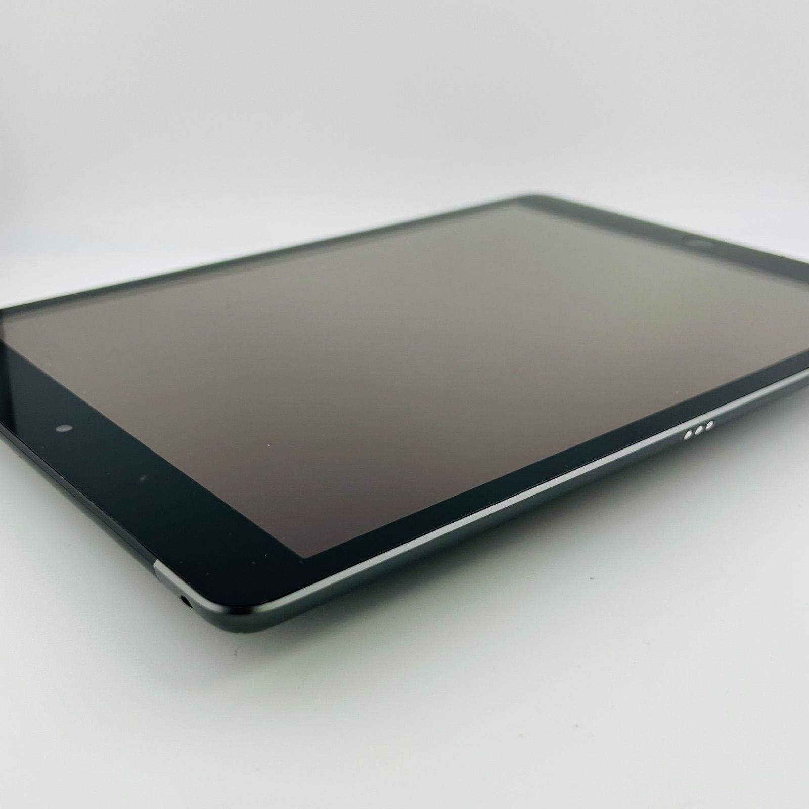 バッテリー良好 iPad 第9世代 64GB スペースグレイ WiFiモデル 中古