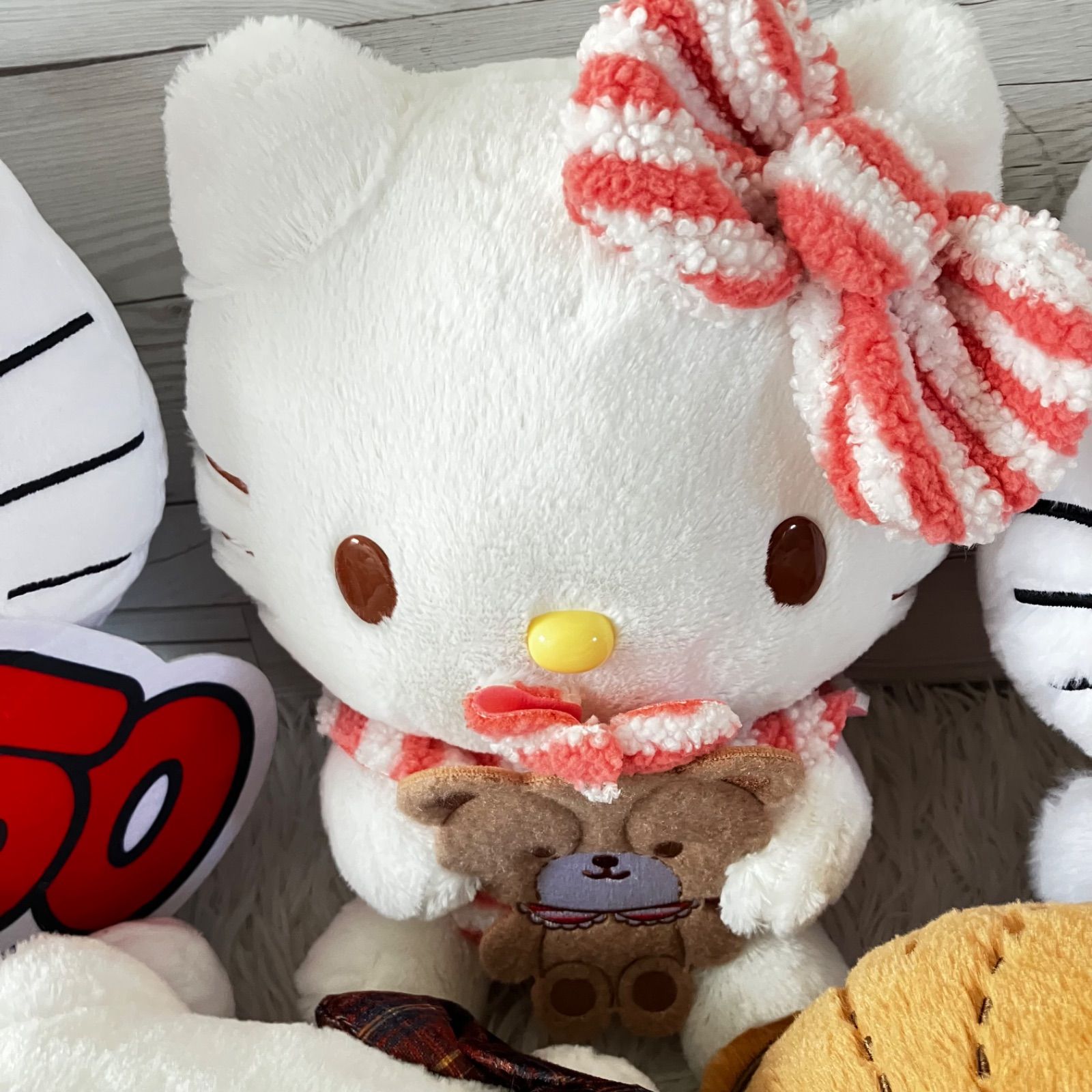 ハローキティ サンリオ ぬいぐるみ 大量まとめ売り Sanrio キティ 美品