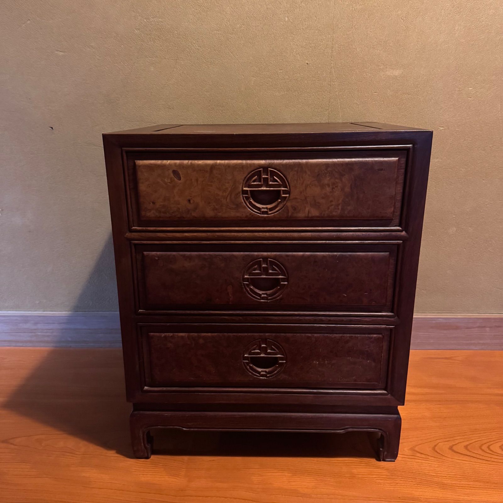 本花梨 総唐木 3段チェスト 中国伝統工芸 飾り棚 薬箪笥 彫刻 無垢材