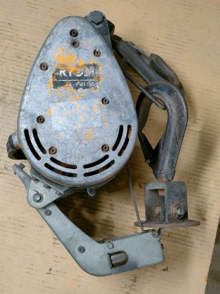 塗装 ◎リョービ(RYOBI) ウインチ WI-195 200kg (ワイヤー径5mm×30m付 
