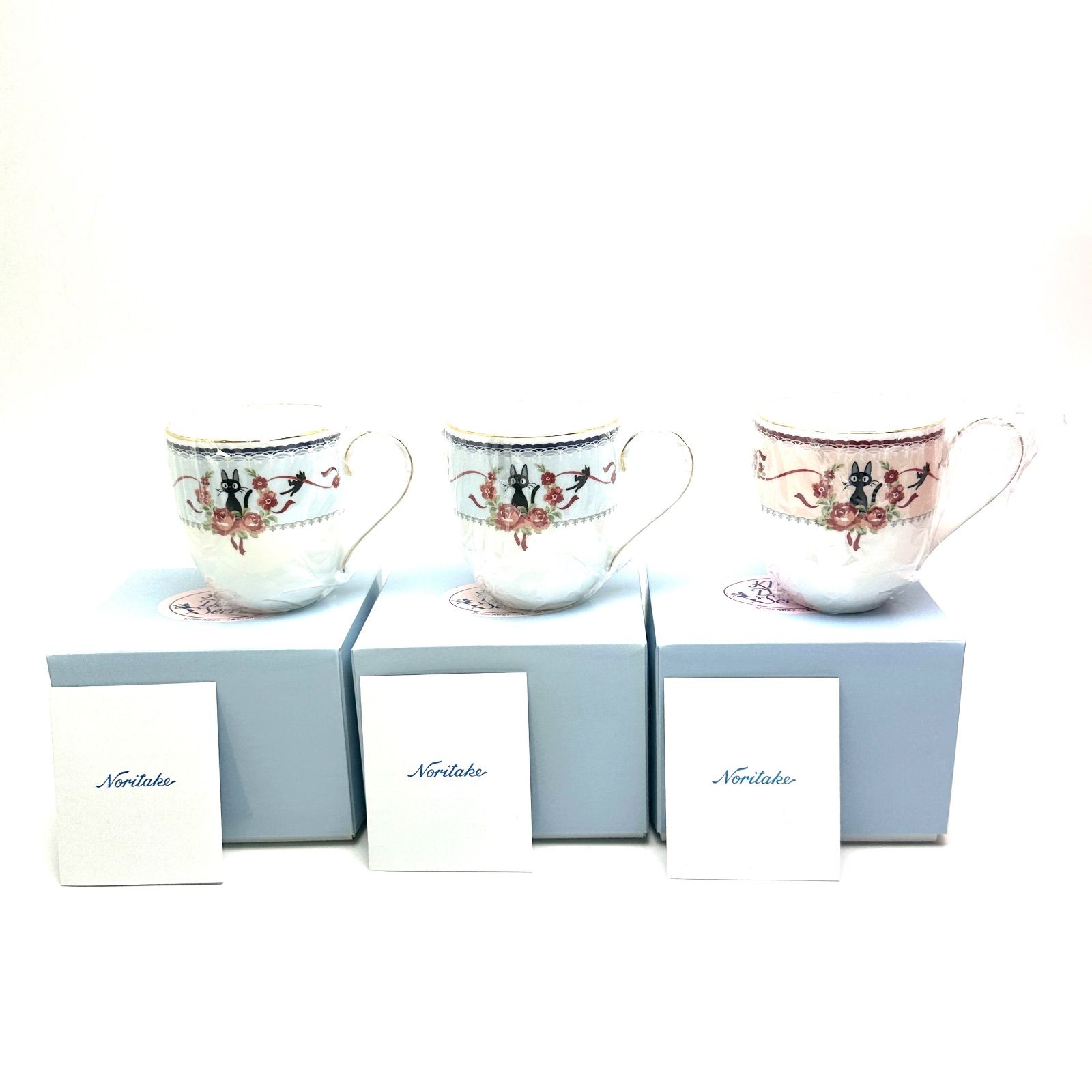 【楠本質店/元住吉】未使用品　ノリタケ　Noritake　魔女の宅急便　まとめ売り　3客　マグカップ　310cc　ピンク/ブルー　食器　陶器　コップ　インテリア　MJ58186/H-612L/H-613L　スタジオ　ジブリ