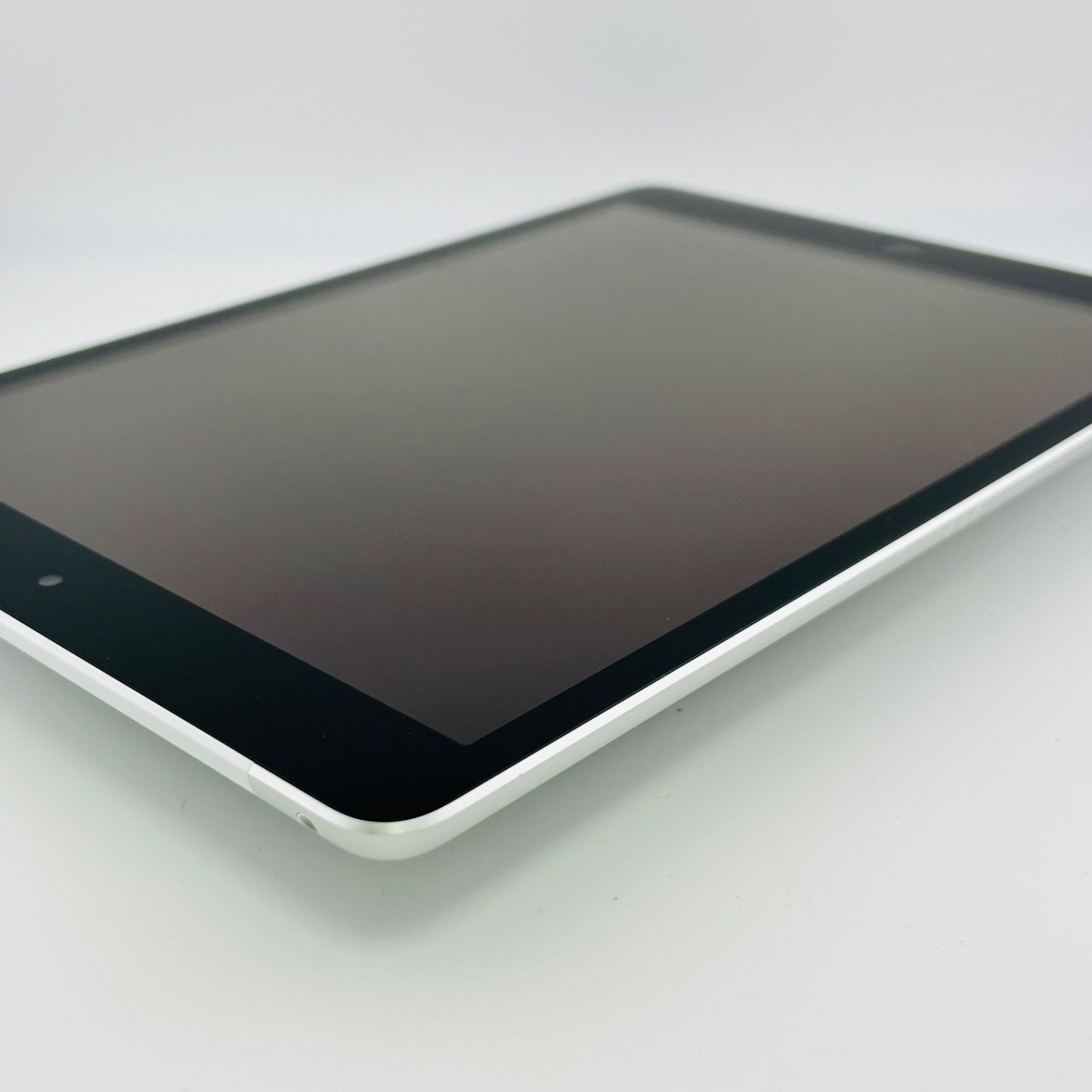 バッテリー良好♪Apple iPad 第9世代 64GB Cellularモデル バッテリー良好 iPad 第9世代 64GB シルバー Cellularモデル 中古 本体