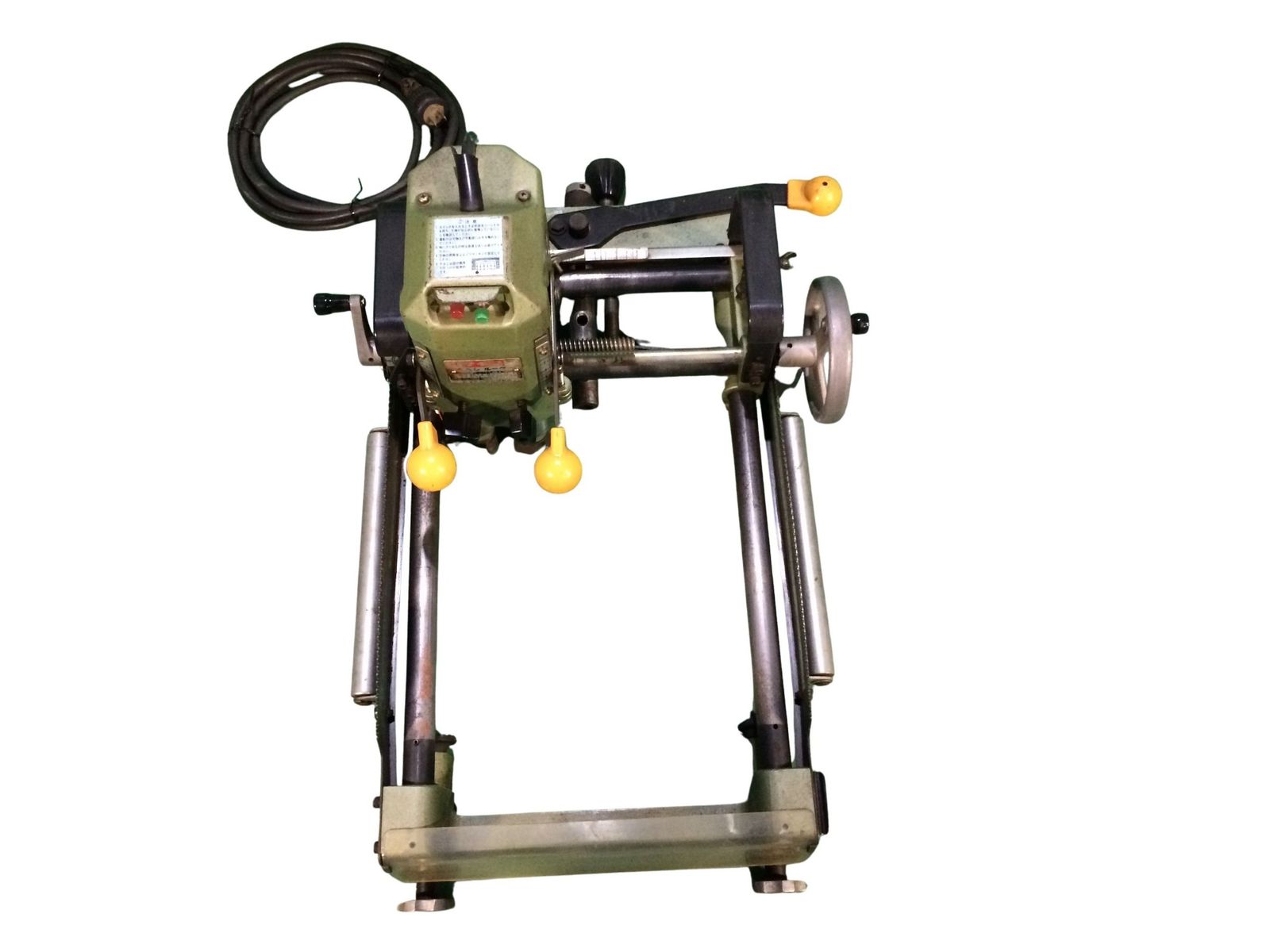 ☆中古品☆makita マキタ 100V 大入レルーター 2516N 大入れ加工 アリ