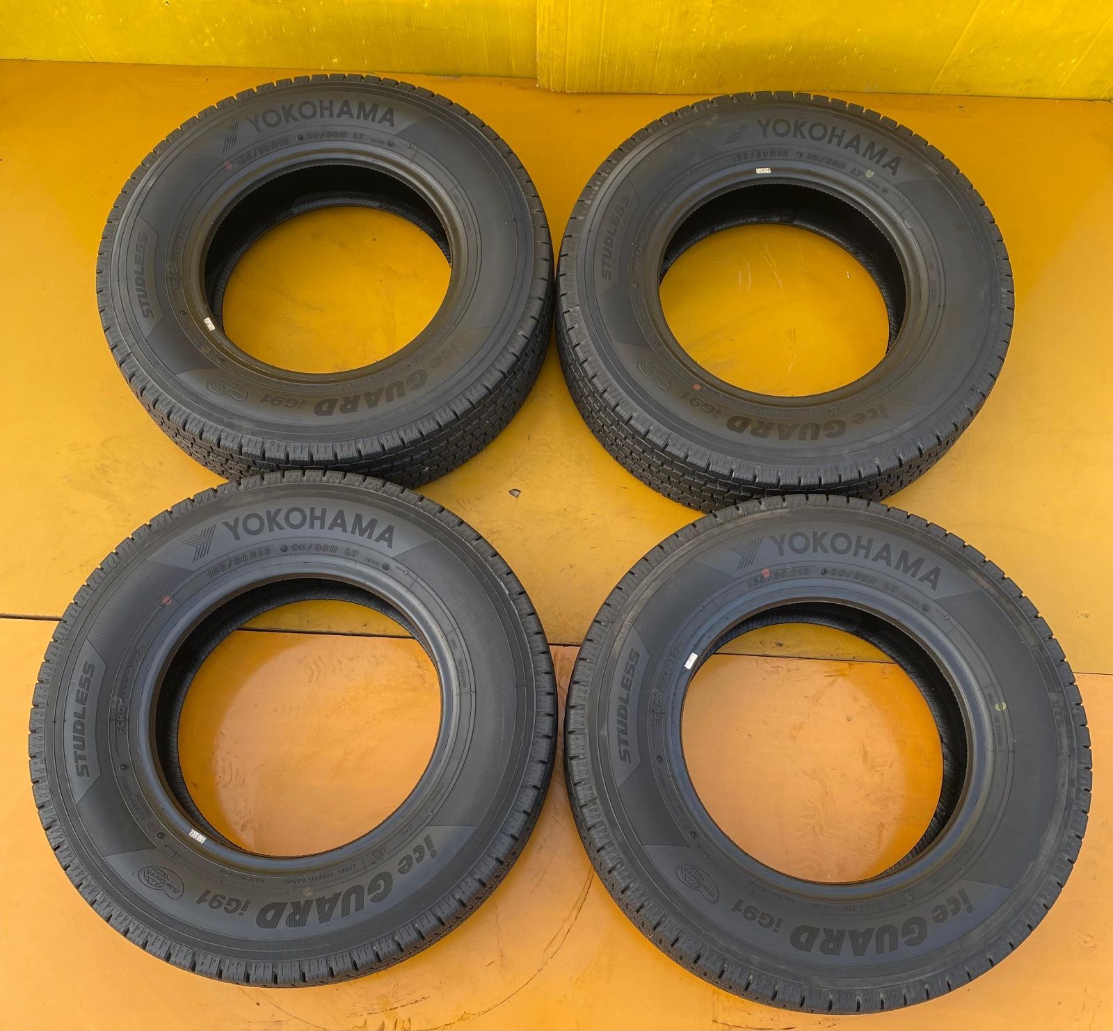 ヨコハマ　YOKOHAMA 165/80R13 90/88N LT 4本 ヨコハマYOKOHAMA 165/80R13 90/88N LT 4本