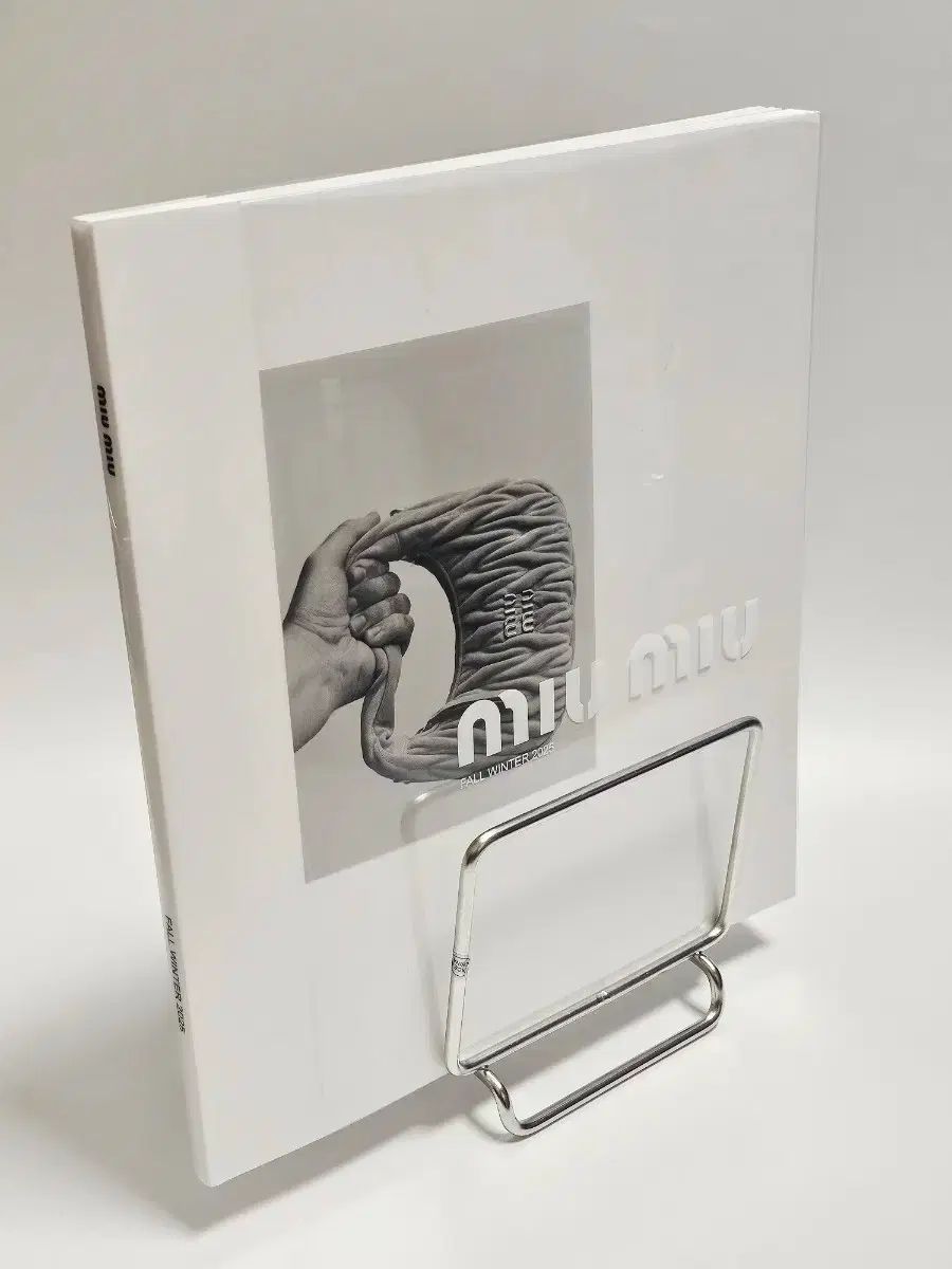 公式】SHINee JONGHYUN ジョンヒョン 2024 山荷葉 산하엽 小説