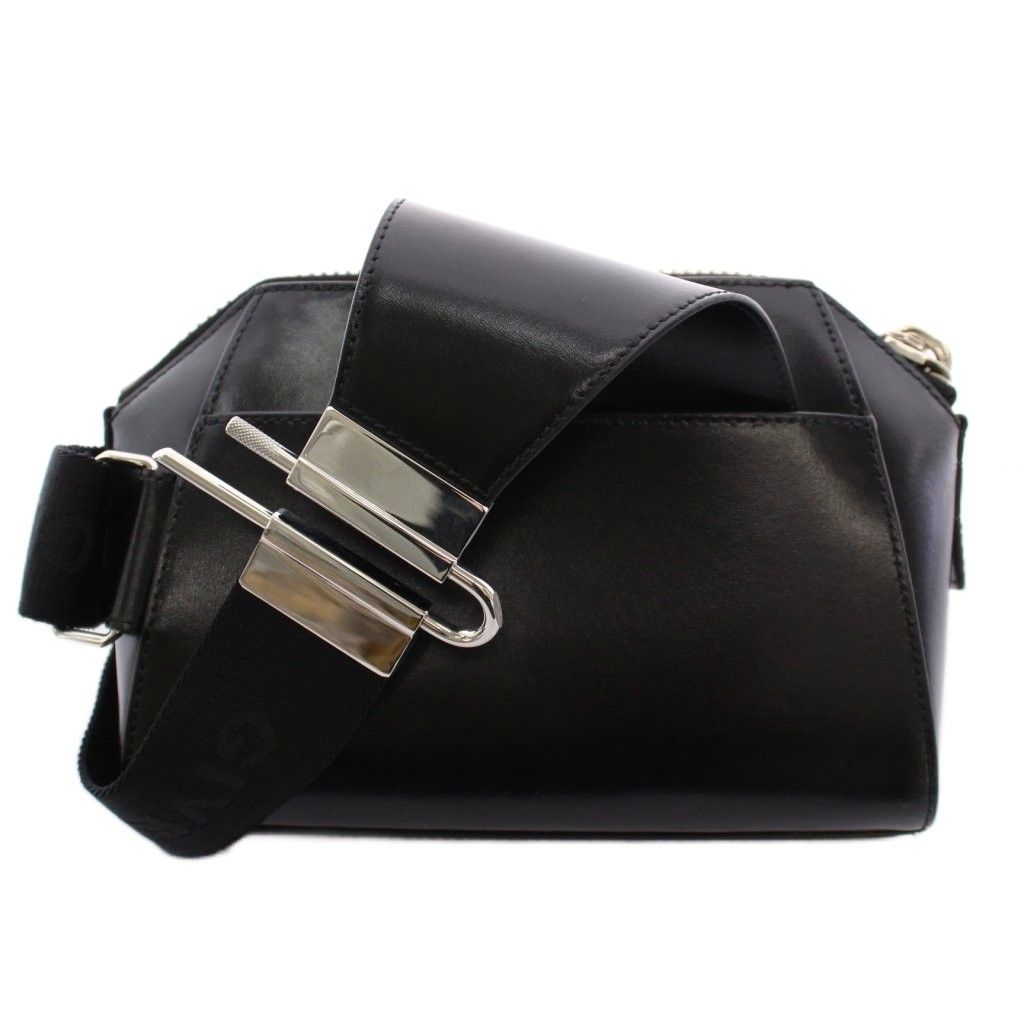 極美品✨　ジバンシー　クロスボディ　アンティゴナ　レザー　ショルダーバッグ ジバンシィ GIVENCHY アンティゴナ ミニ クロスボディバッグ