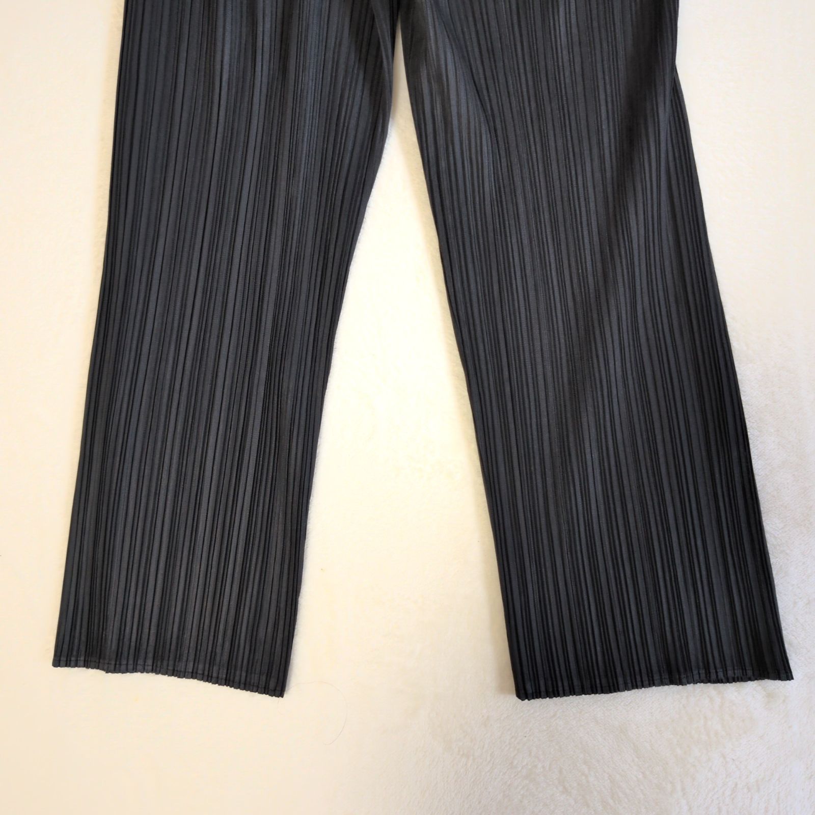 人気✨️プリーツプリーズイッセイミヤケ PLEATS PLEASE ISSEY MIYAKE