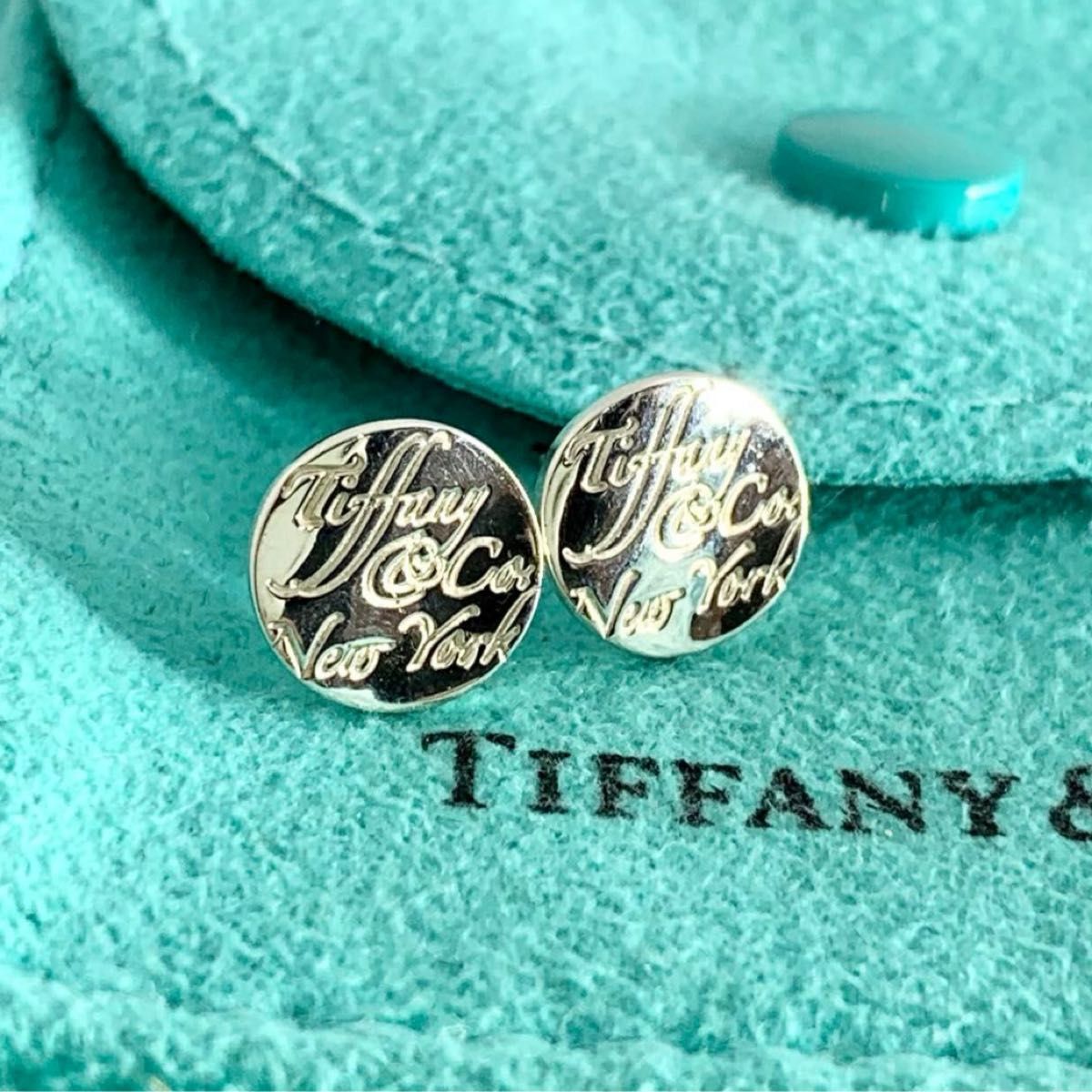 【極美品】ティファニー　ノーツラウンドピアス片耳　925 メンズ/レディース 極美品】ティファニー ノーツラウンドピアス片耳 925 メンズ