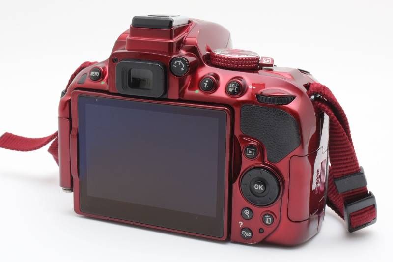 ★極上品★シャッター数515★ ニコン NIKON D5300 ボディ 実用品】Nikon ニコン D5300 ボディ 赤 レッド シャッター数9826枚と