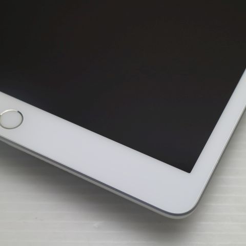 超美品 iPad 第8世代 Wi-Fi 128GB シルバー 即日発送 タブレット Apple