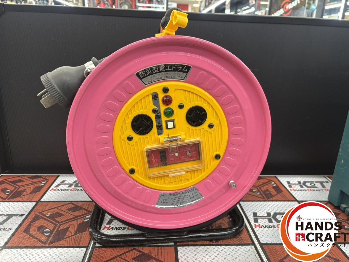 【引取限定】【中古】日動 ND-EK330FPN-20A 200Vドラムリール 全長30m（有効29m）三相200V ブレーカー付 【ハンズクラフト宮崎新名爪店】 □【中古】日動 ND-EK330FPN-20A 屋外・防災用電工ドラム 三相200V