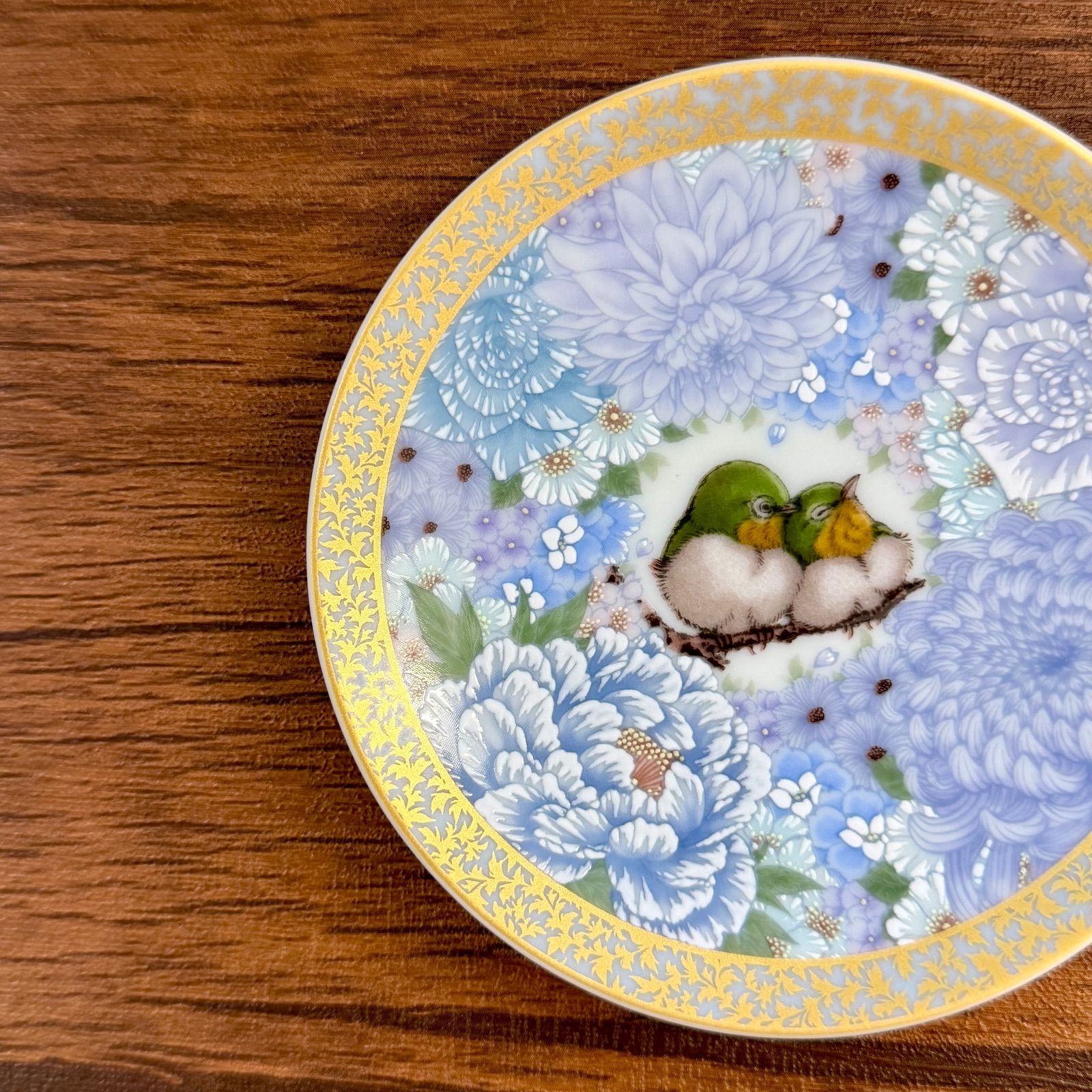 九谷焼】九谷アート 小皿 花詰薄花色に目白（河田里美 監修）Kutani