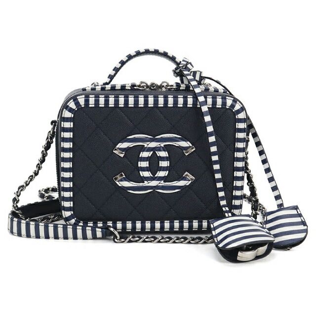 CHANELバニティ 入手困難/ギフトにも】CHANEL バニティケース キャビアスキン (CHANEL