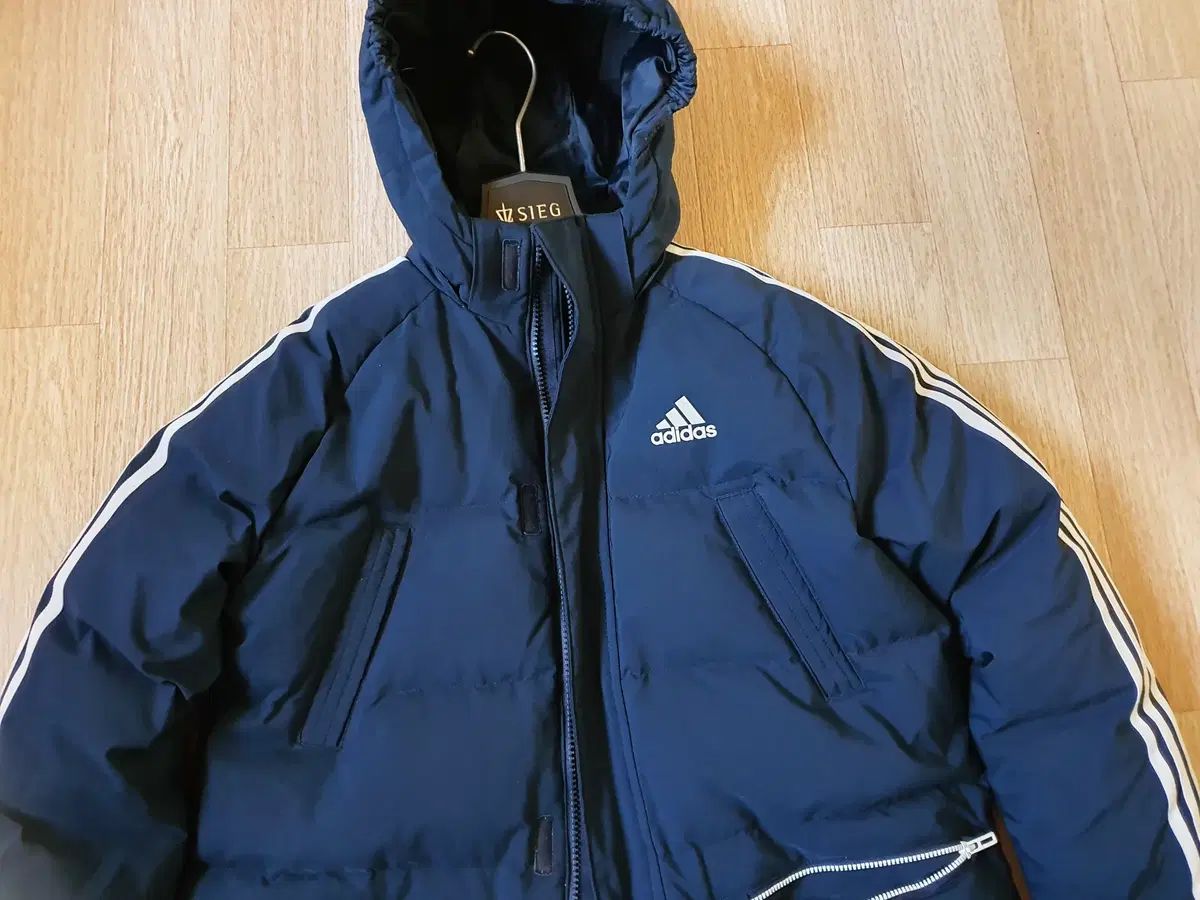 男の子 adidas ダックダウン ロングダウンジャケット 150 サイズ