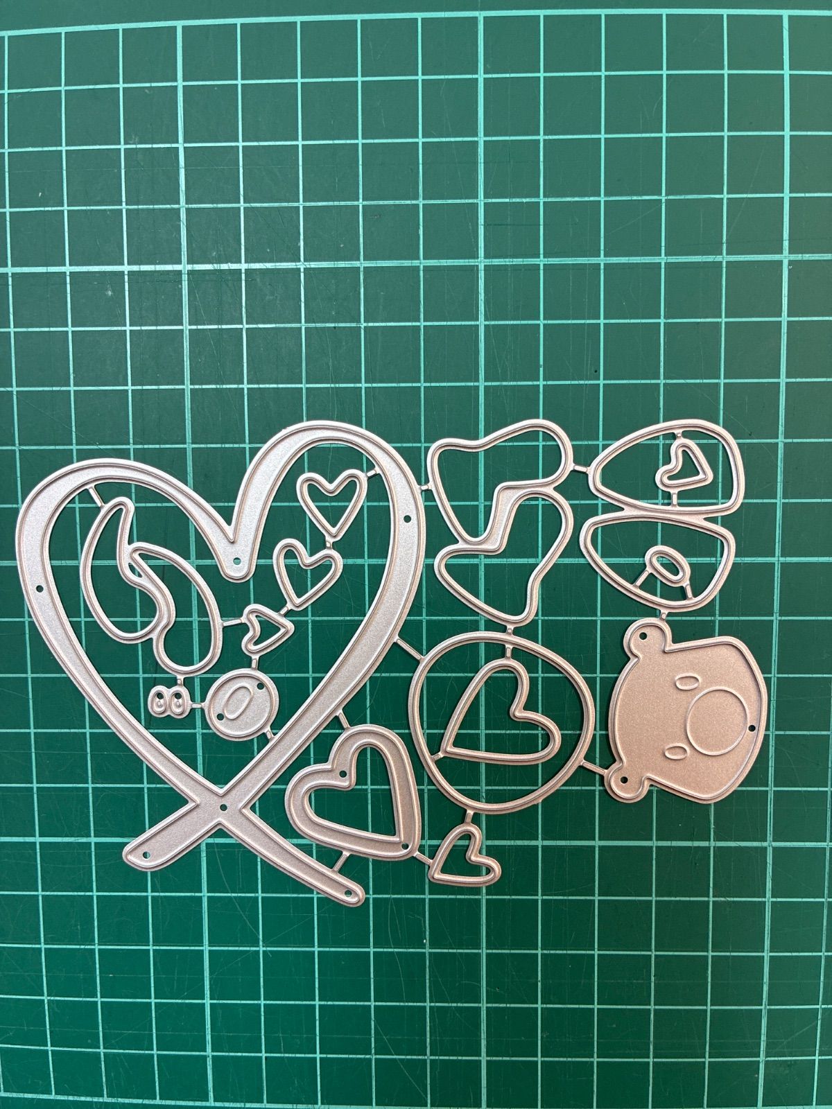 カッティングダイ くまハート 4004 - メルカリ