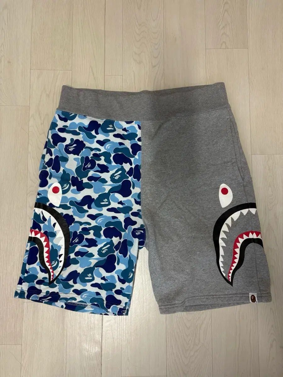 アベイシングエイプ APE シャークハーフパンツ ブルーカモフラSサイズ A BATHING APE アベイシングエイプ abc ブルー カモフラ シャーク