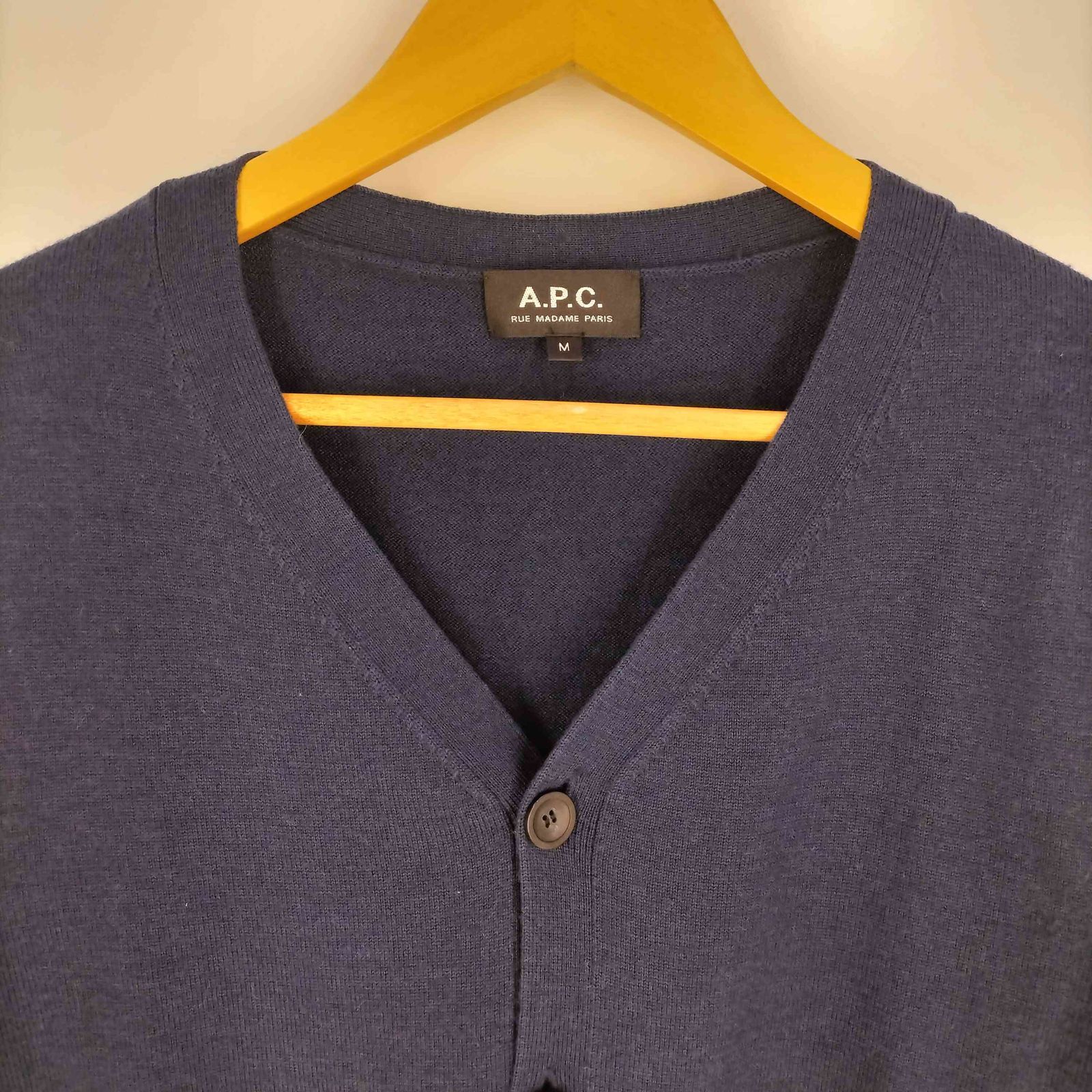 アーペーセー A.P.C. ウール Vネックカーディガン メンズ import：M