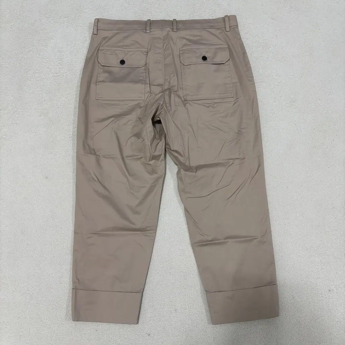 50 ウーヨンミ クロップドターンアップ カーゴ パンツ 1119 1