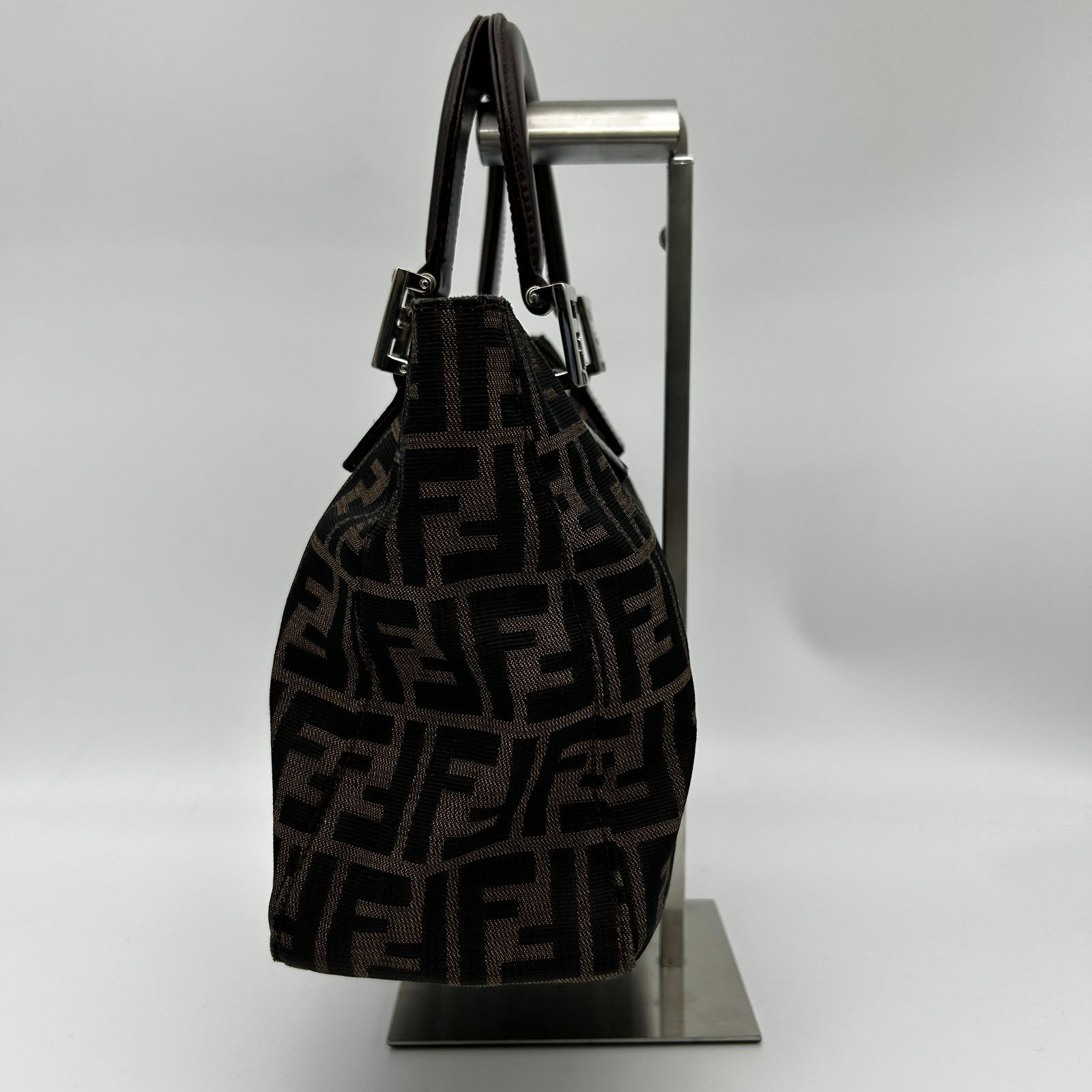 FENDI（フェンディ）ズッカ ハンドバッグ トートバッグ ナイロン