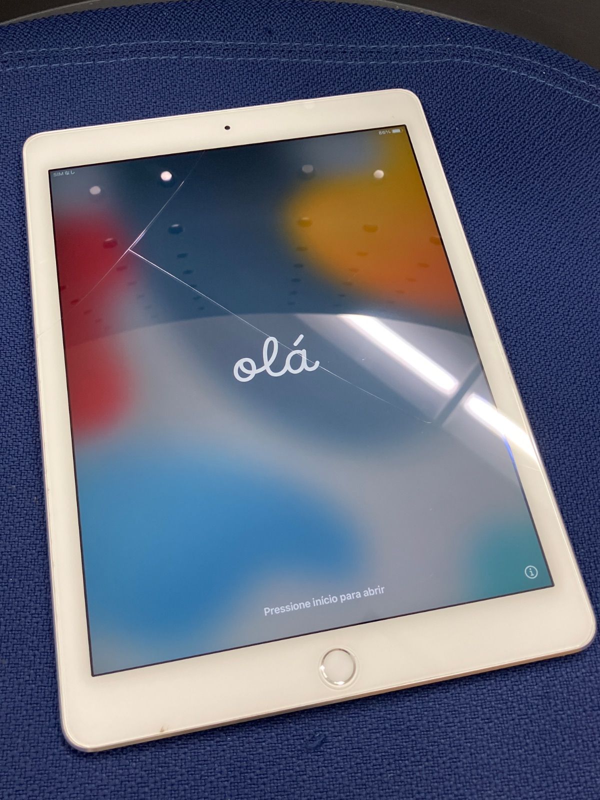 【ジャンク】iPad Air 2024(M2)A2902 ブルー 画面割れ、凹み ジャンク】iPad Air 2024(M2)A2902 ブルー 画面割れ、凹み オマケ付き