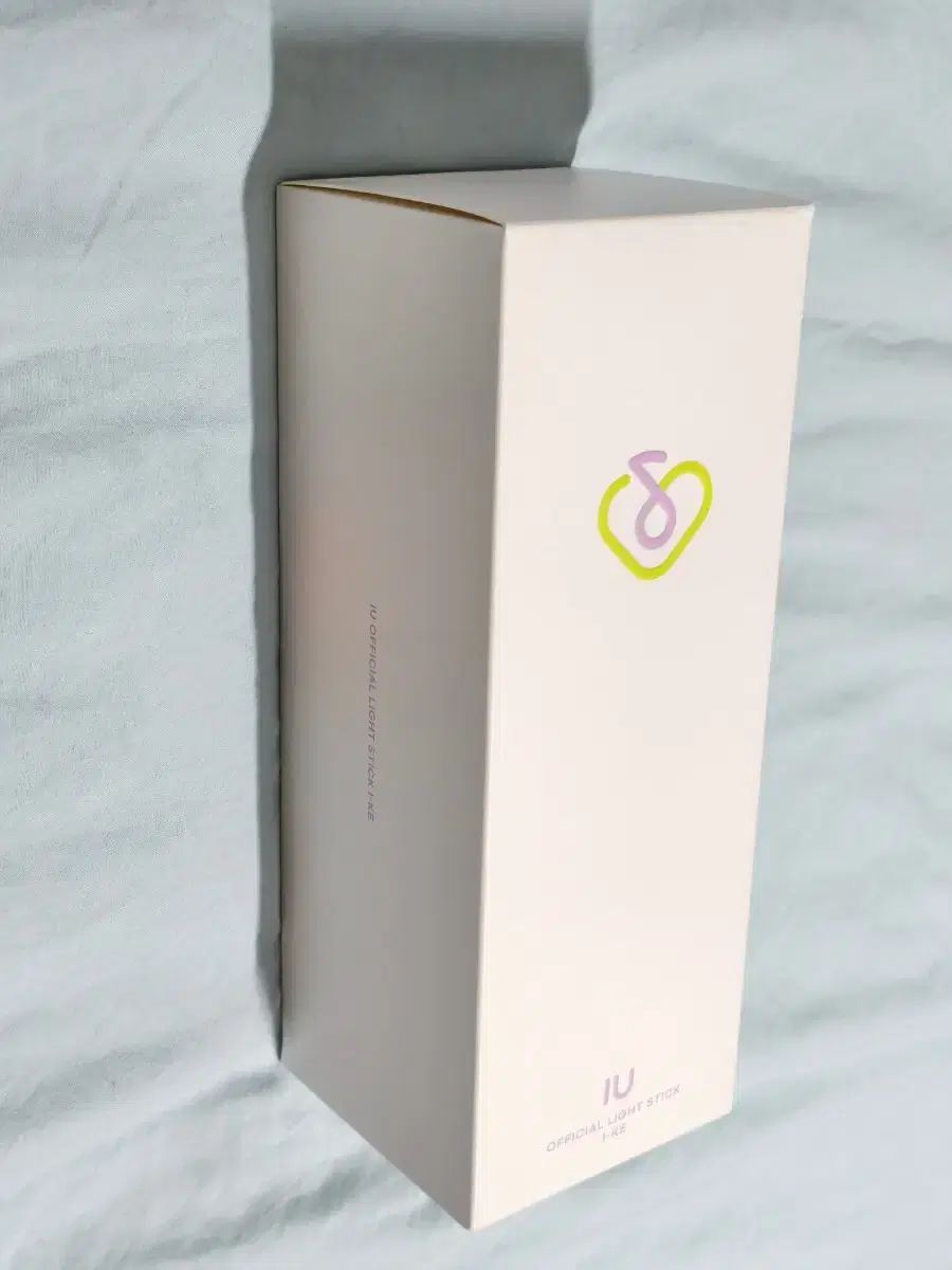 IU ペンライト 2018年 2.0 ライトスティック アイク 公式 アイユー IU ペンライト 2018年 2.0 ライトスティック アイク 公式 アイユー IU