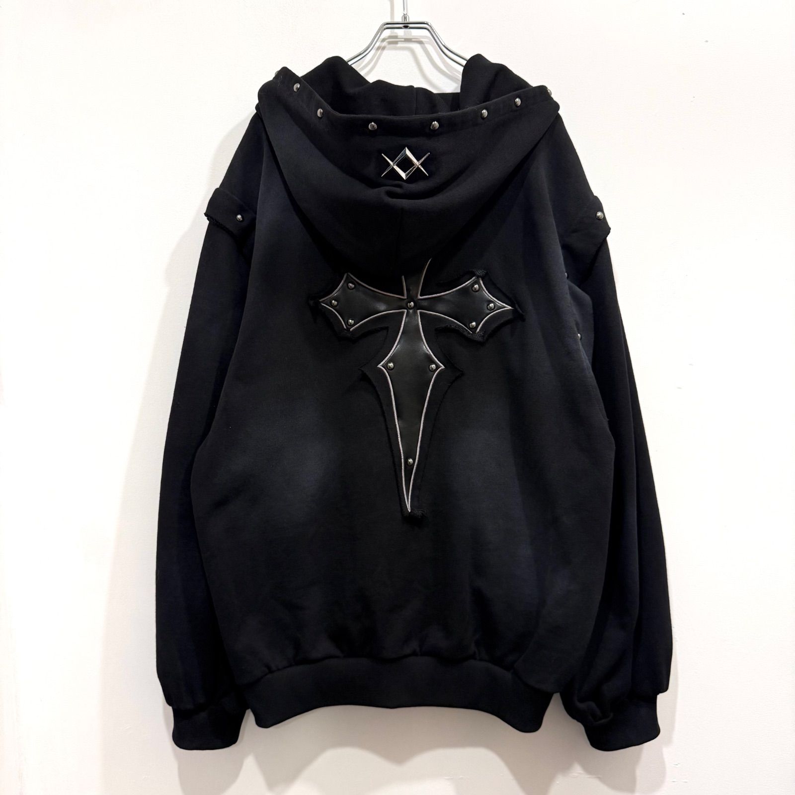 REFLEM レフレム クロスパッチ2WAY加工ジップアップパーカー ブラック