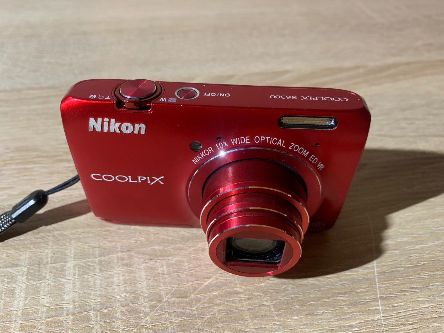7436 Nikon COOLPIX S6300 レッド 動作確認済み バッテリー付属 - メルカリ