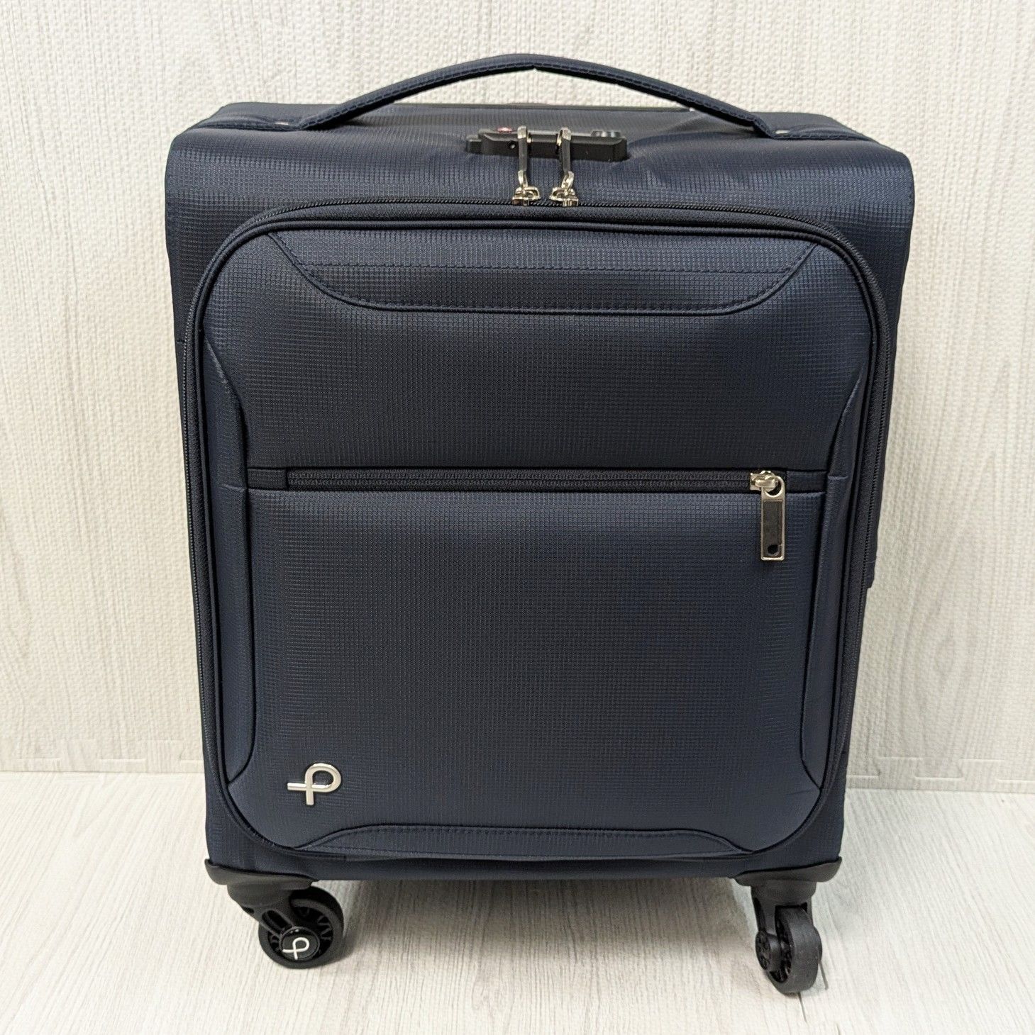 美品 ProtecA プロテカ 4輪キャリーケース エセリア 24L ネイビー 機内