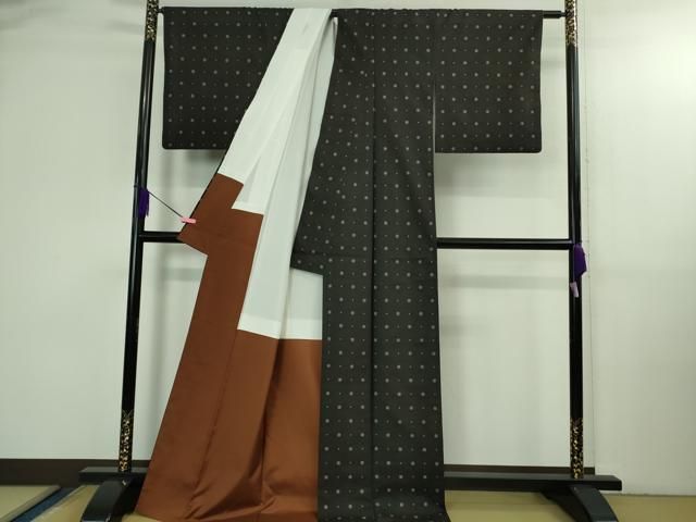 平和屋本店●極上　本場大島紬　9マルキ　黒地　逸品　DZAB3268kh6 平和屋本店○極上 本場大島紬 9マルキ 黒地 逸品 DZAB3268kh6 【公式通販】