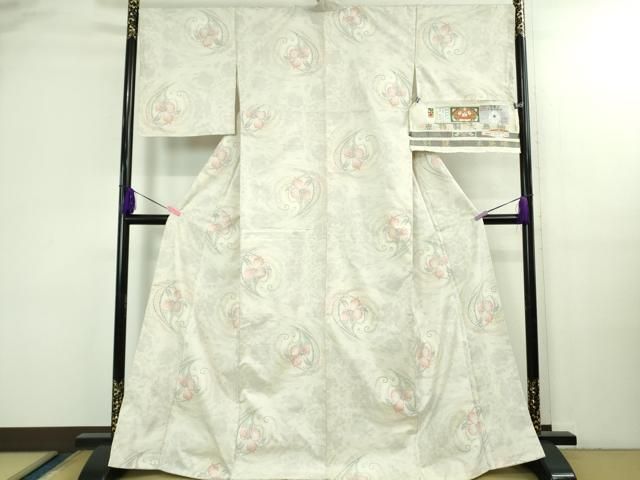 平和屋本店○極上 本場大島紬 白大島 白恵泥 花の女王 恵大島紬織物