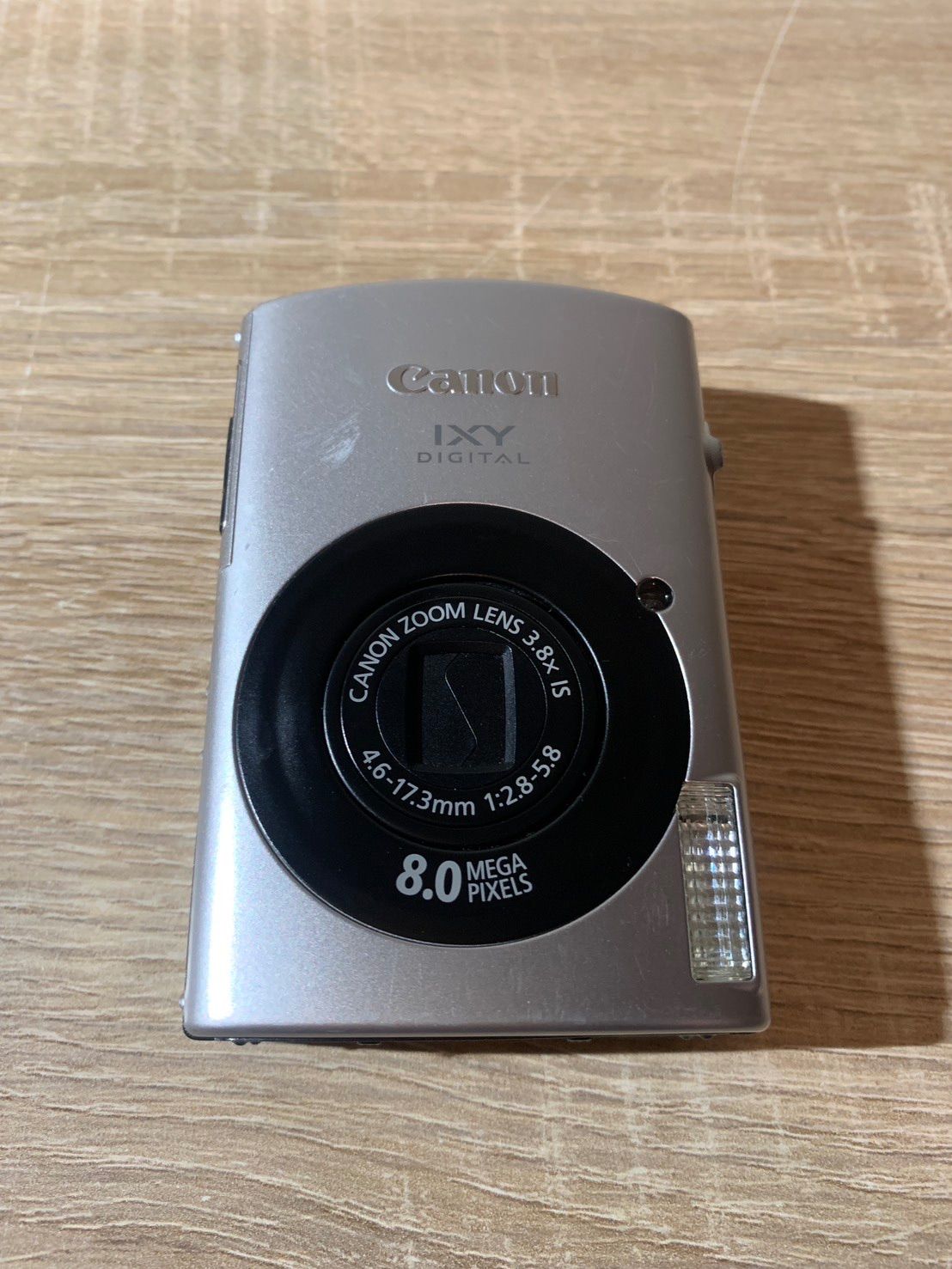 7453 Canon IXY DIGITAL 910 IS シルバー ジャンク品 バッテリー付属