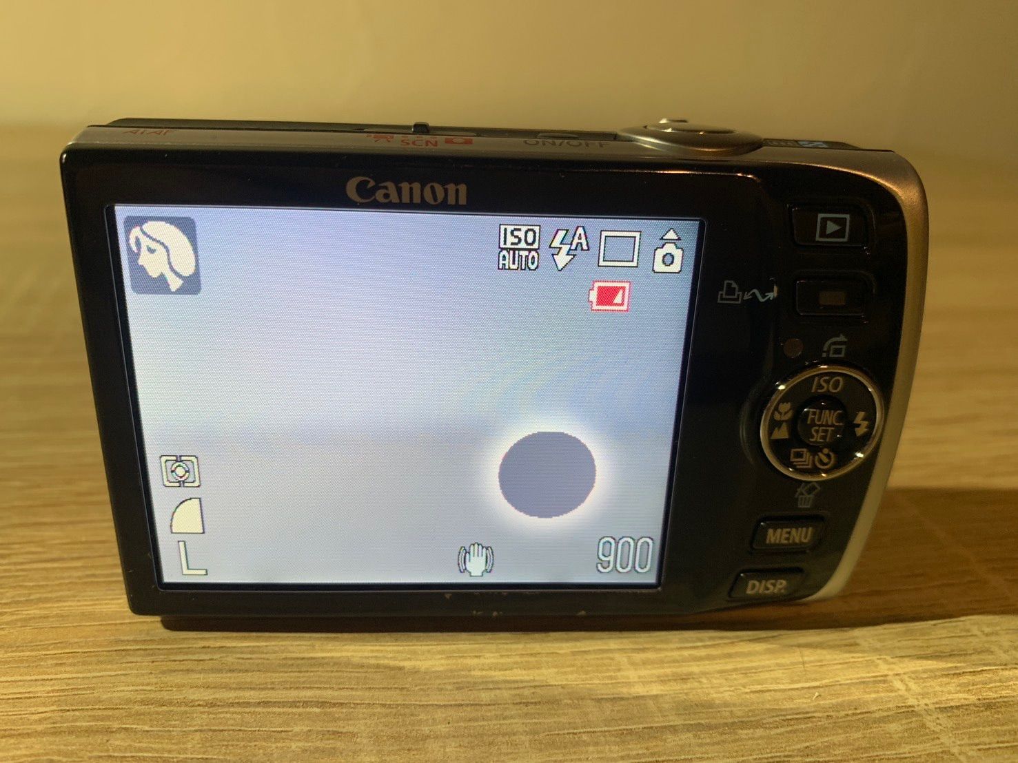 7453 Canon IXY DIGITAL 910 IS シルバー ジャンク品 バッテリー付属