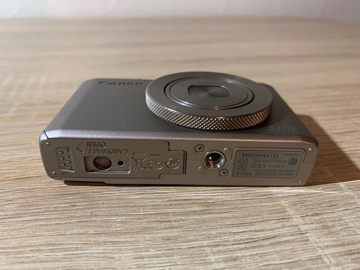 バッテリー付属