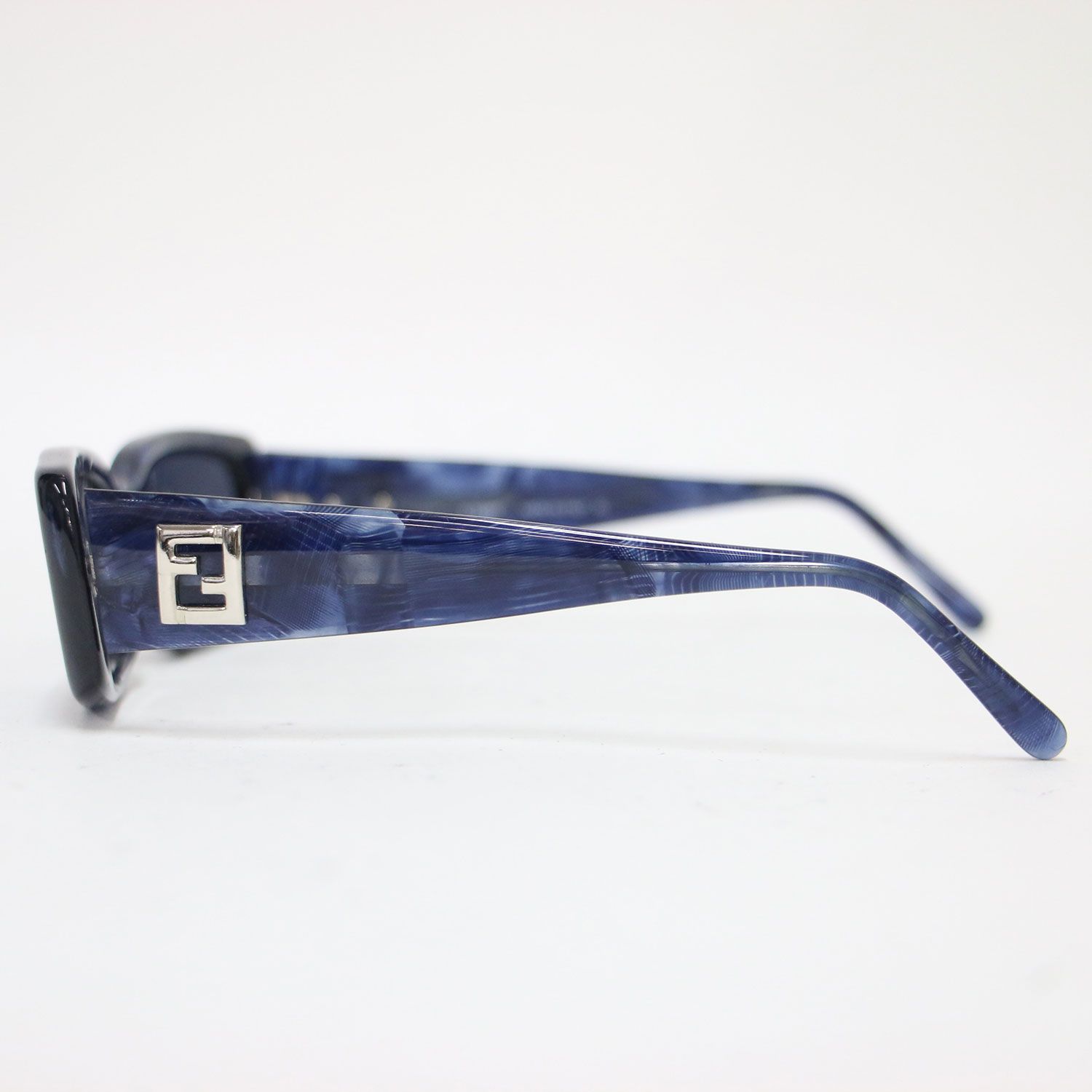 FENDI フェンディ サングラス | スクエア型 サングラス SL7541 | アイ