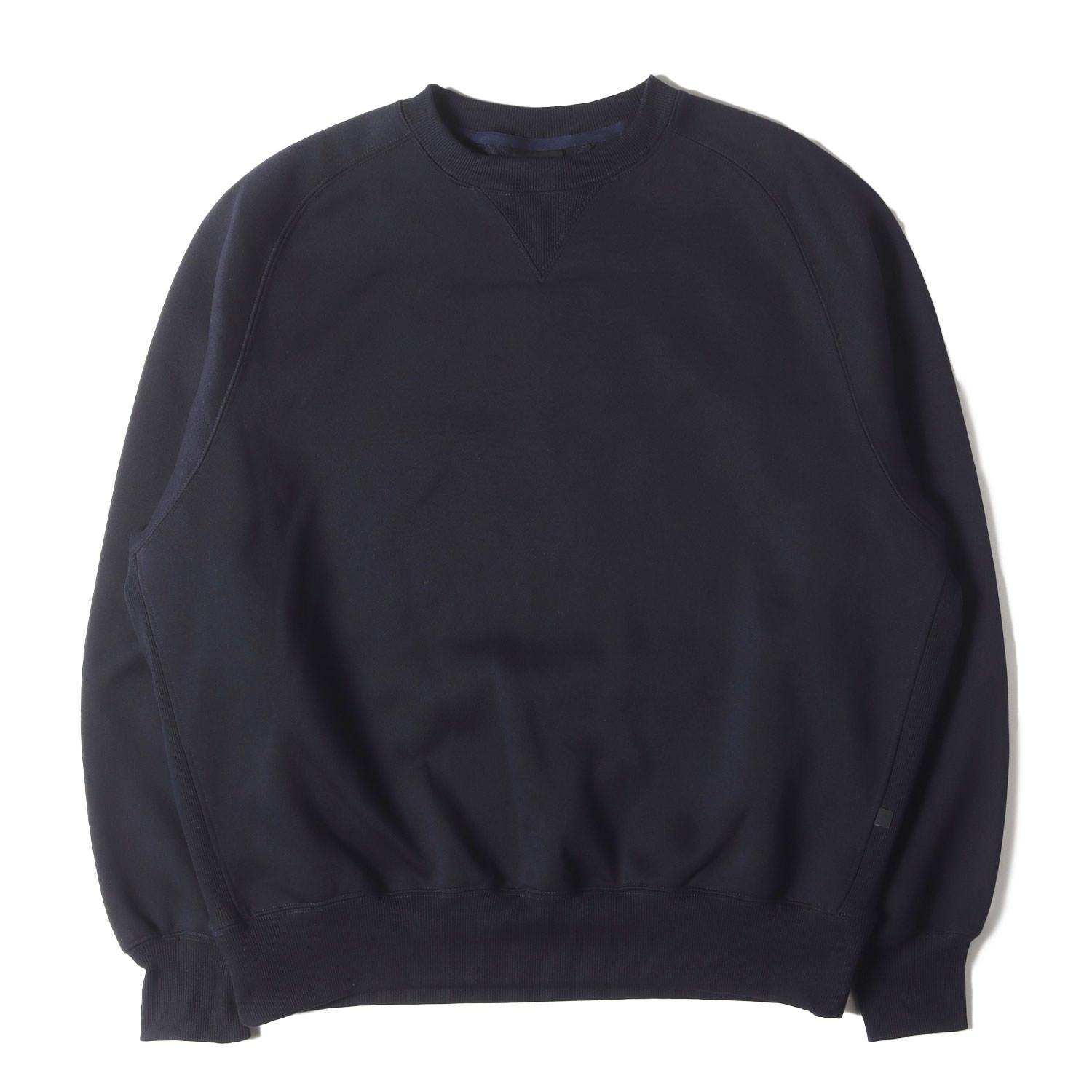 【美品】DAIWA PIER39 ダイワ ピア39 スウェット ネイビー 紺 サイズ:S | 24AW フリーダムスリーブ テック スウェットシャツ (TECH SWEAT CREW FREEDOM SLEEVE) | トップス トレーナー【メンズ】【中古】 美品】DAIWA PIER39 ダイワ ピア39 スウェット ネイビー 紺 サイズ:S