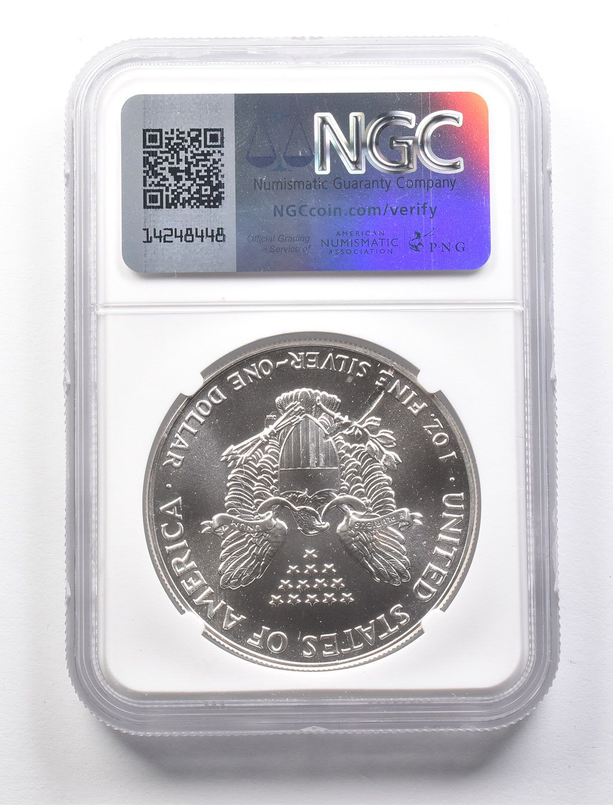 ゴールデンロビーズートスーツ　シルバー　Мサイズ　難あり 送料無料 正規品 スーツケース 機内持ち込み T&S LEGEND WALKER