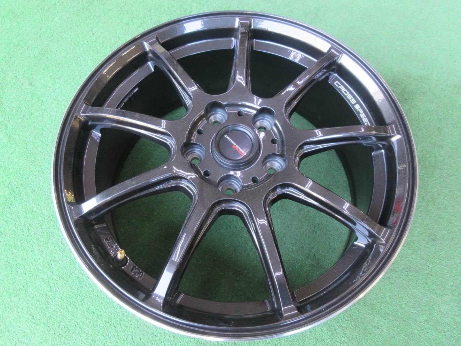 軽量ホイール♪ クロススピード ハイパーエディションRS9 7J-17