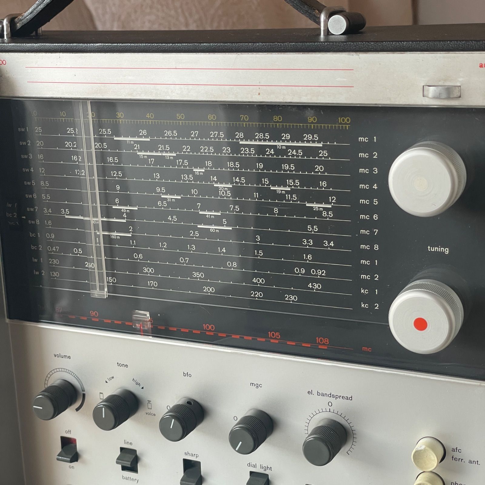 BRAUN T1000CD ラジオ Dieter Rams MoMA収蔵 ドイツ 現品限り】BRAUN T1000CD ラジオ Dieter Rams MoMA収蔵 ビンテージ