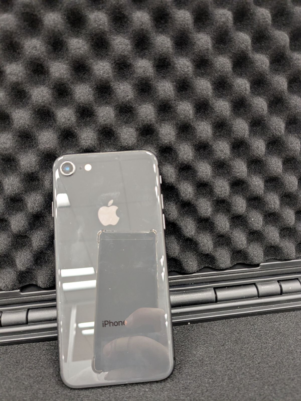 61790】【SIMロック解除済】iPhone 8 64GB au スペースグレイ - メルカリ