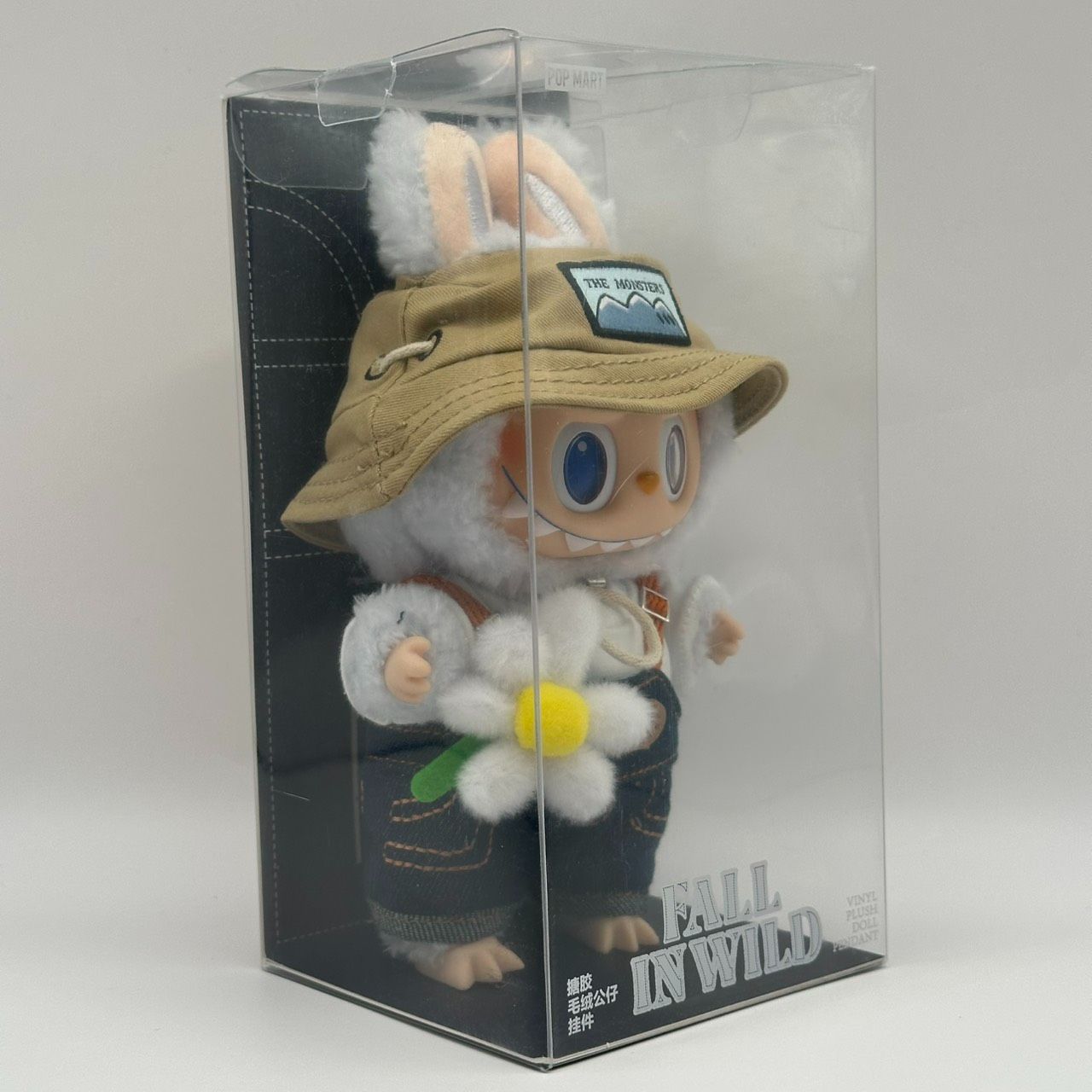 THE MONSTERS FALL IN WILD ぬいぐるみペンダント - メルカリ