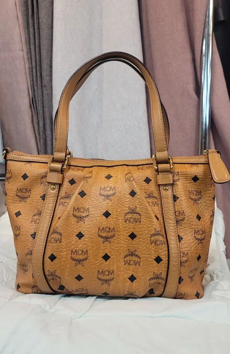 MCM ロゴ プリント トートバッグ ブラウン - メルカリ