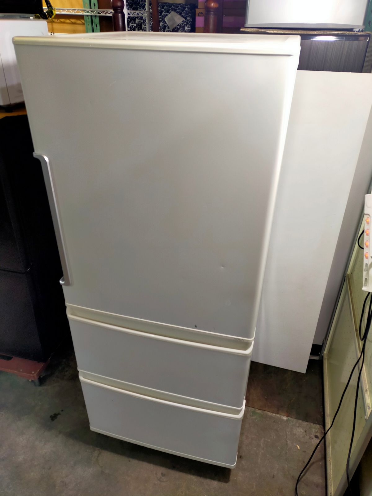 冷蔵庫 アクア AQR-271F-W 272L 2017年製 【公式通販】