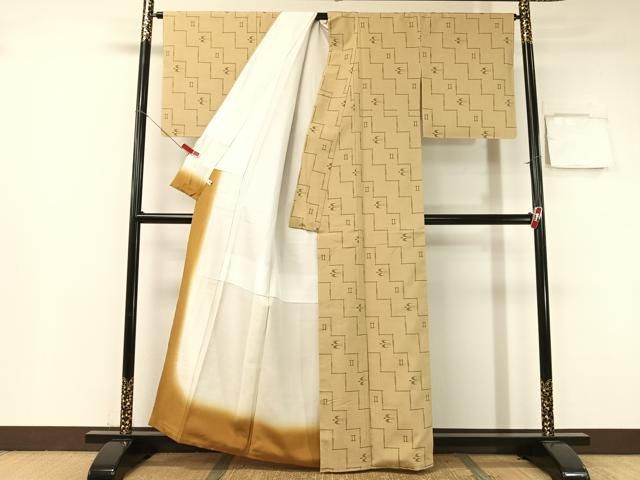 平和屋着物○上質な紬 越布琉 琉球絣文様 証紙付き 正絹 逸品 未使用