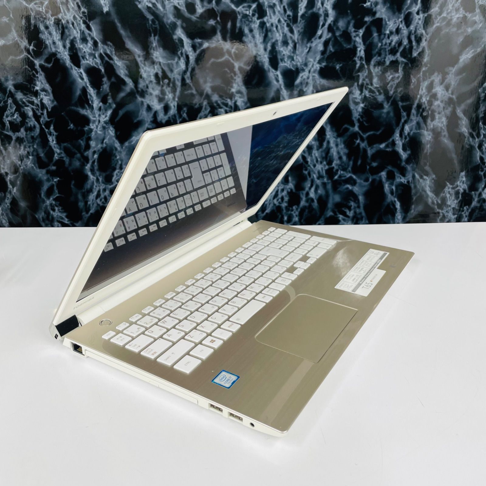 東芝 dynabook T75/DG FullHD core i7 7500U◇8GB◇SSD500GB 5740