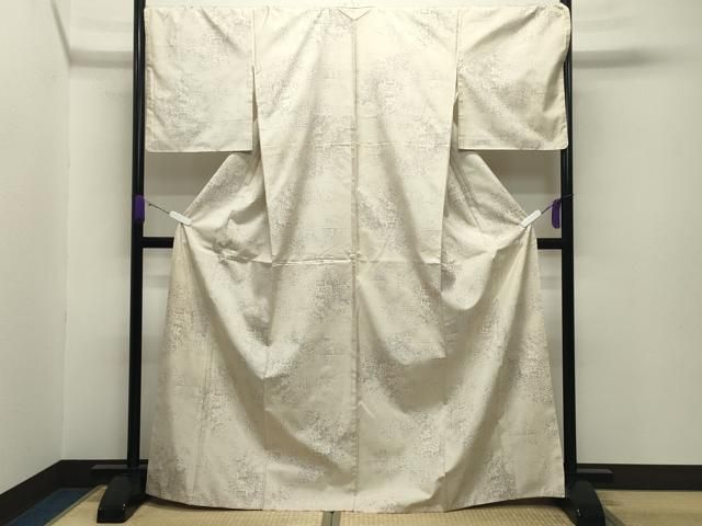 平和屋着物○本場大島紬 白大島 9マルキ 花唐草文 正絹 逸品