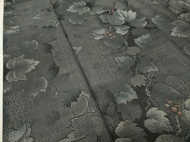 平和屋着物○都喜ヱ門 本場大島紬 9マルキ 泥染め 葡萄蔦の葉文 藤絹