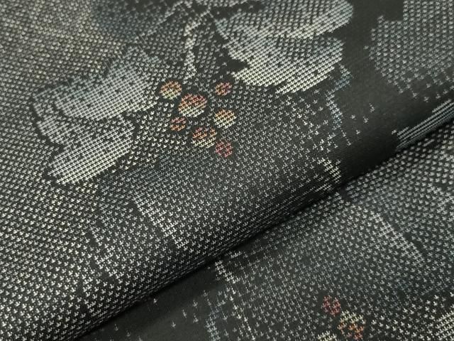 平和屋着物○都喜ヱ門 本場大島紬 9マルキ 泥染め 葡萄蔦の葉文 藤絹