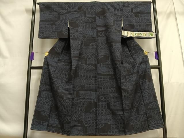 平和屋着物○本場結城紬 重要無形文化財 80亀甲 飛び亀甲 高島屋扱い