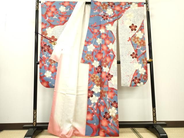 平和屋着物●紫綬褒章　巨匠『岩田専太郎』　　振袖　駒刺繍　舞梅文　金彩　三越扱い　正絹　逸品　DAAR0248yyy 平和屋着物▽紫綬褒章 巨匠『岩田専太郎』 振袖 駒刺繍 枝梅 たたき染