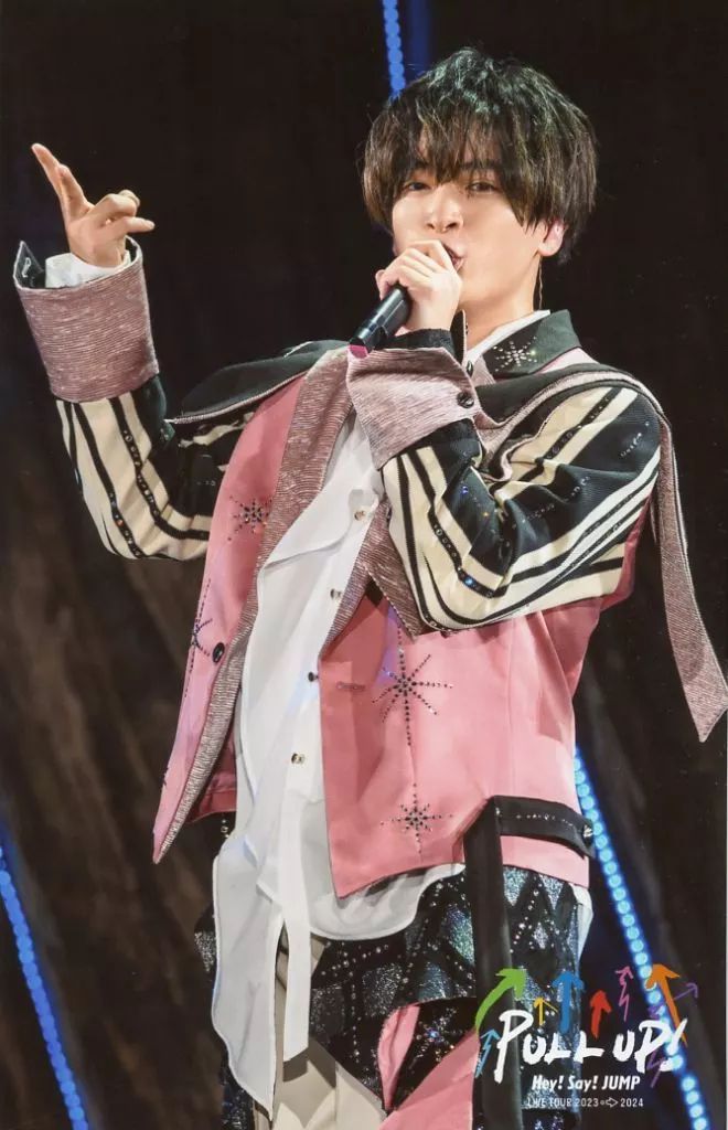 中古】生写真(STARTO) Hey! Say! JUMP/知念侑李/ライブフォト・膝上